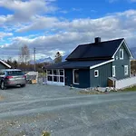 וילה Comfortable House In Lyngen