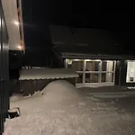 Comfortable House In Lyngen * Oksvik