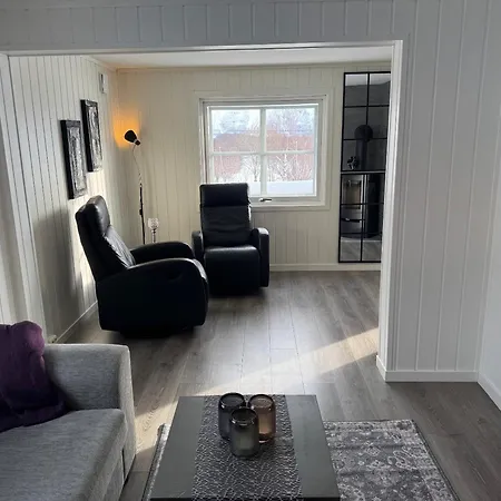 Villaer Comfortable House In Lyngen Oksvik