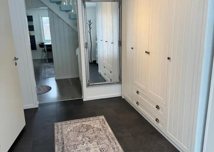 Comfortable House In Lyngen Villaer