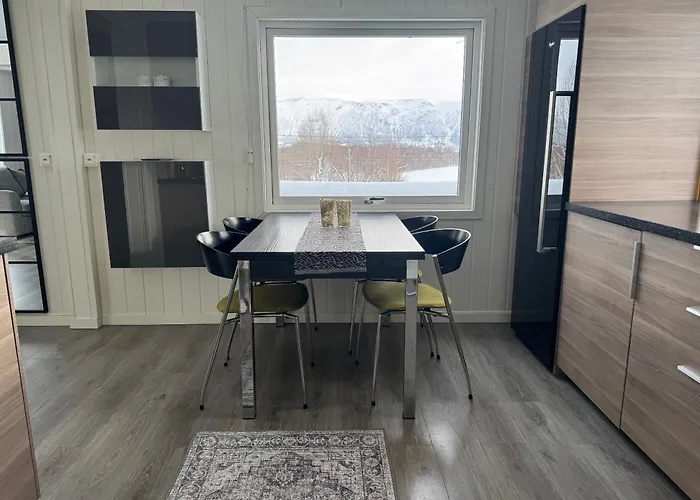 Comfortable House In Lyngen Oksvik